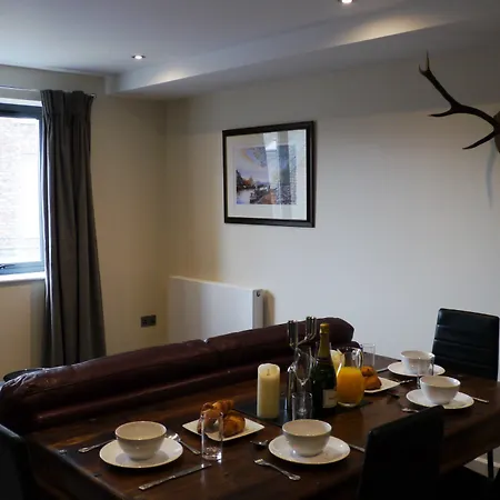 Hotel Vikings Centre Exclusive Offers With Private Parking & Terrace