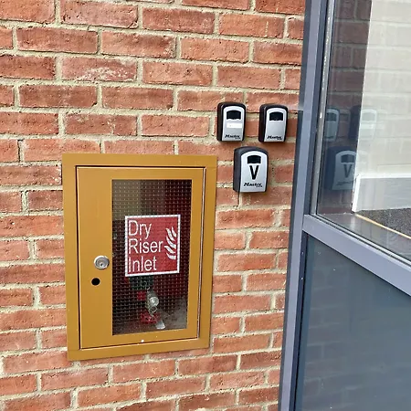 Vikings Centre Exclusive Offers With Private Parking & Terrace 4* 요크