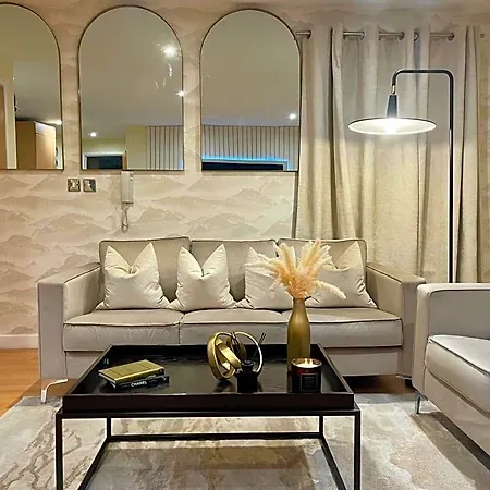 Hotel Vikings Centre Exclusive Offers With Private Parking & Terrace York