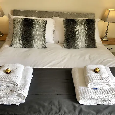 Vikings Centre Exclusive Offers With Private Parking & Terrace 4*