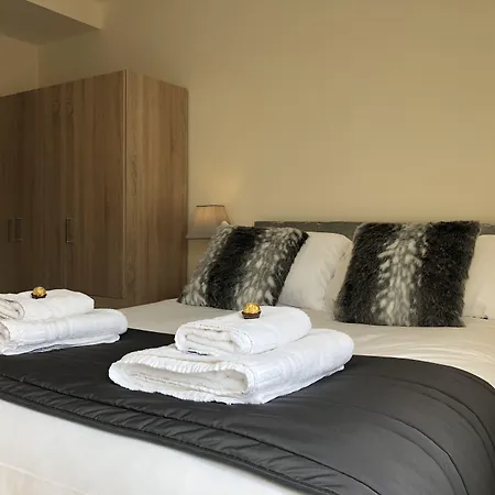 Vikings Centre Exclusive Offers With Private Parking & Terrace York