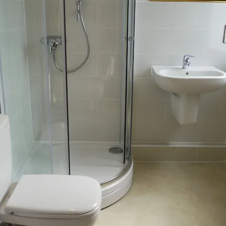 Vikings Centre Exclusive Offers With Private Parking & Terrace Hotel 4*