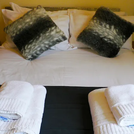 Vikings Centre Exclusive Offers With Private Parking & Terrace 4*